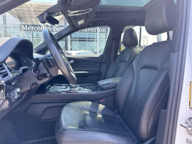 Used 2018  Audi Prestige image 13