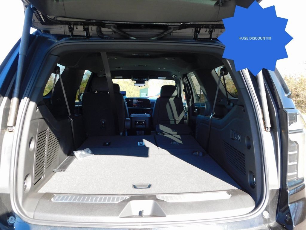 2025 Chevrolet Suburban High Country - Photo 30