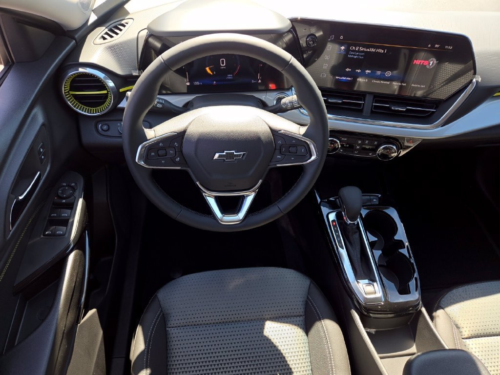 2026 Chevrolet Trax LT - Photo 8