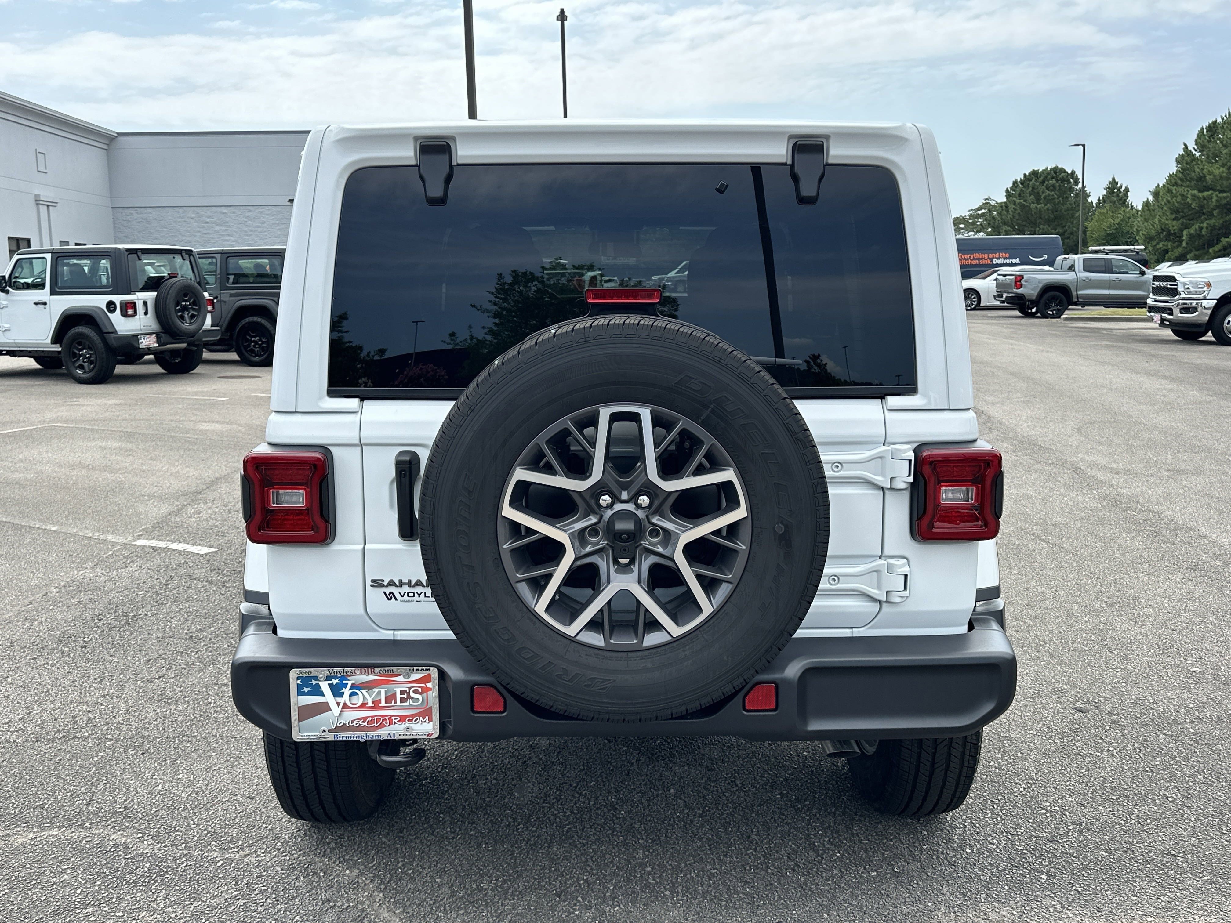 2025 Jeep Wrangler 4-Door Sahara - Photo 6