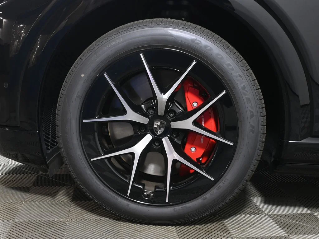 2026 Porsche Cayenne Turbo Electric - Photo 12