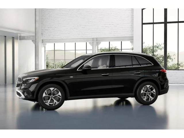 Used 2026 Black Mercedes-Benz GLC 350e image 38
