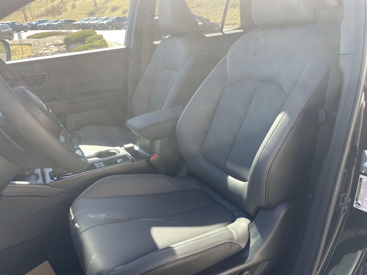 2026 Subaru Outback Limited - Photo 11