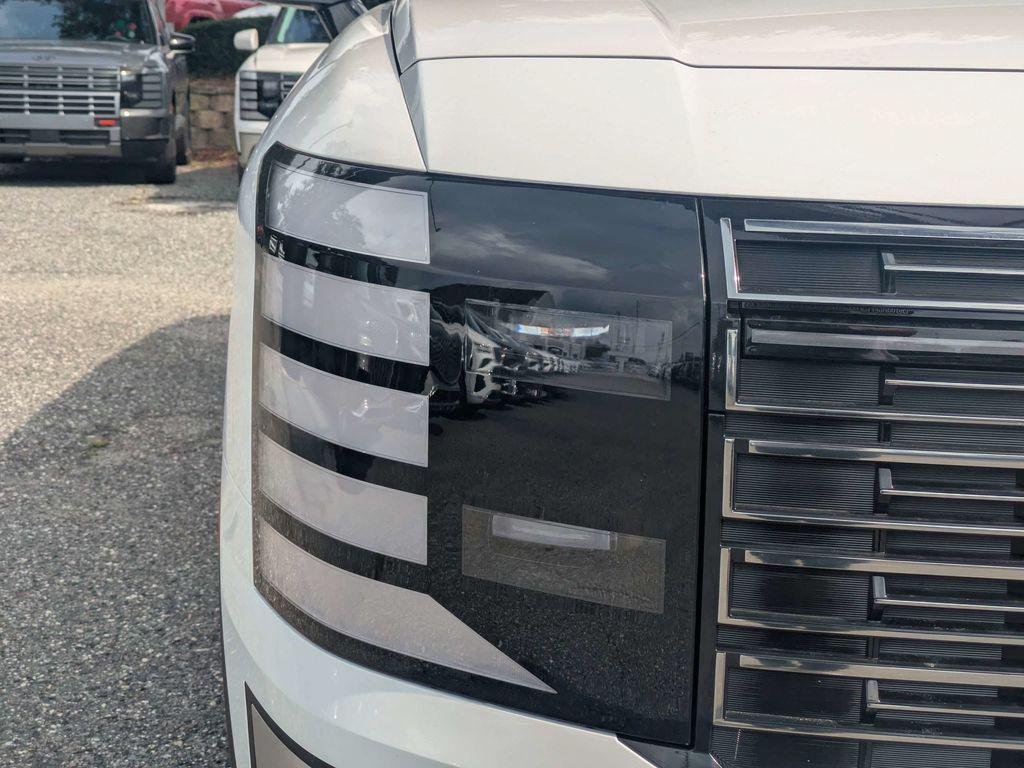 New 2026 White Hyundai Blue SEL 7P image 8
