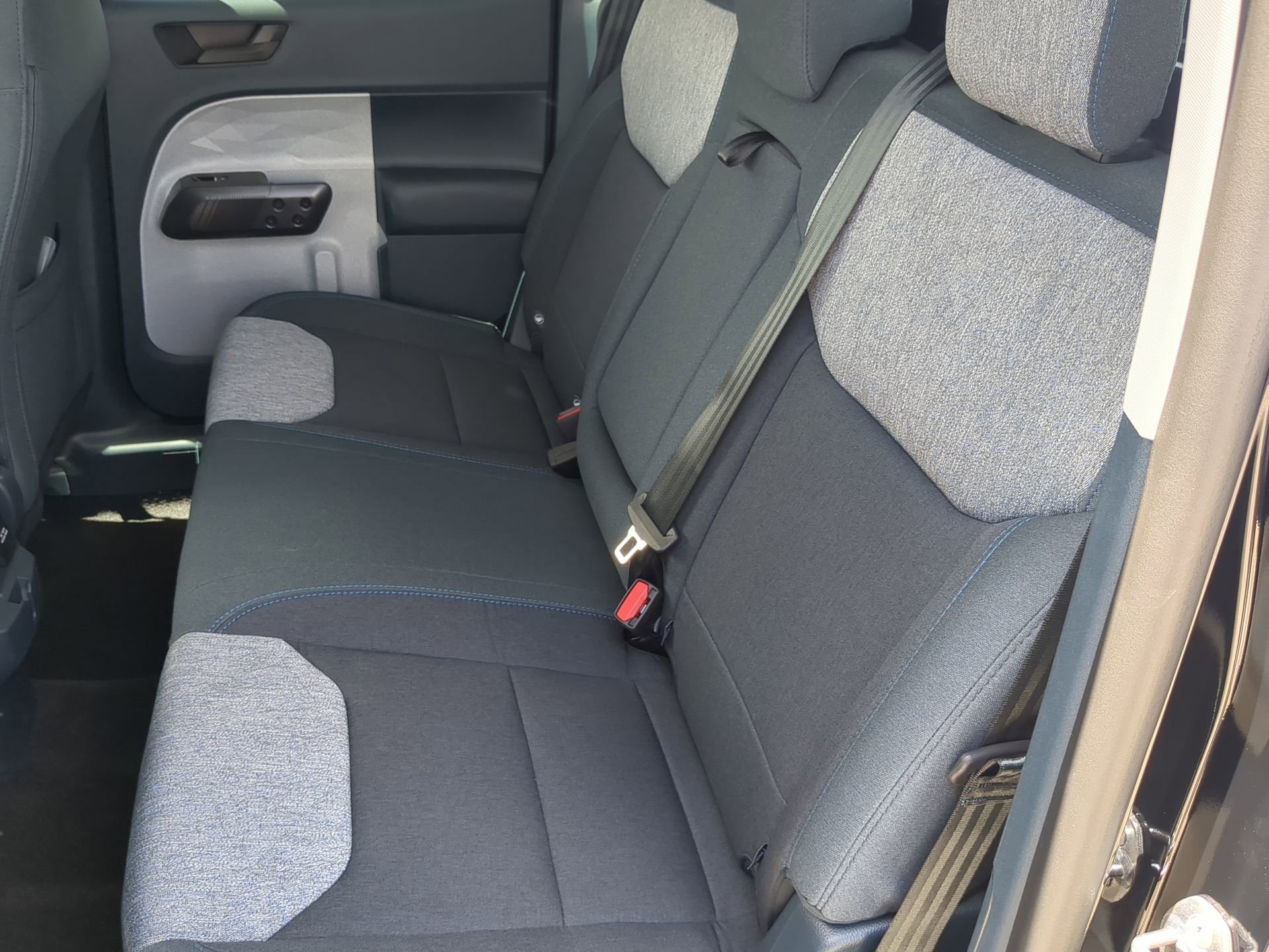 2025 Ford Maverick XLT - Photo 44