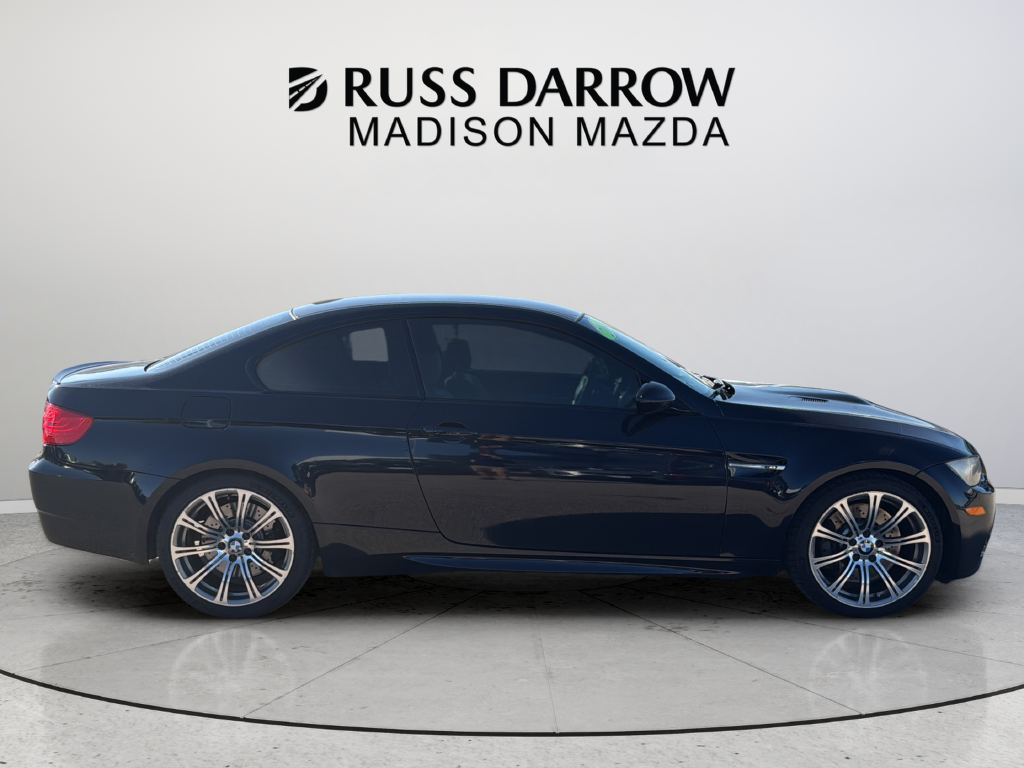 Used 2011  BMW Base image 6
