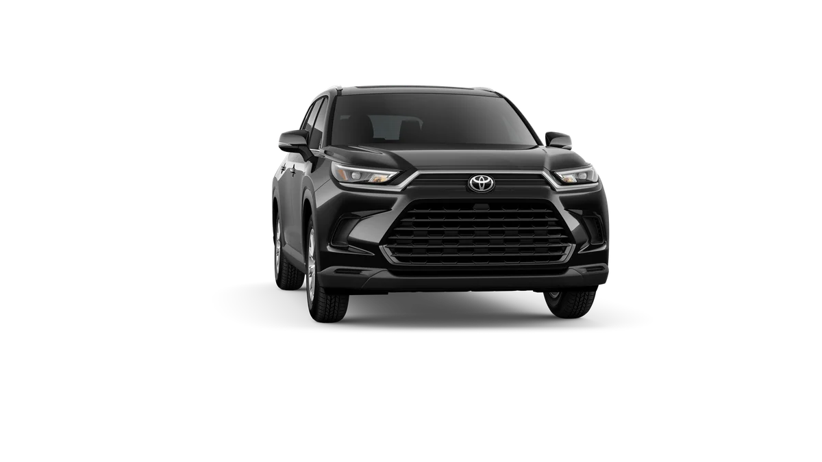 New 2026 Midnight Black Metallic Toyota XLE image 16