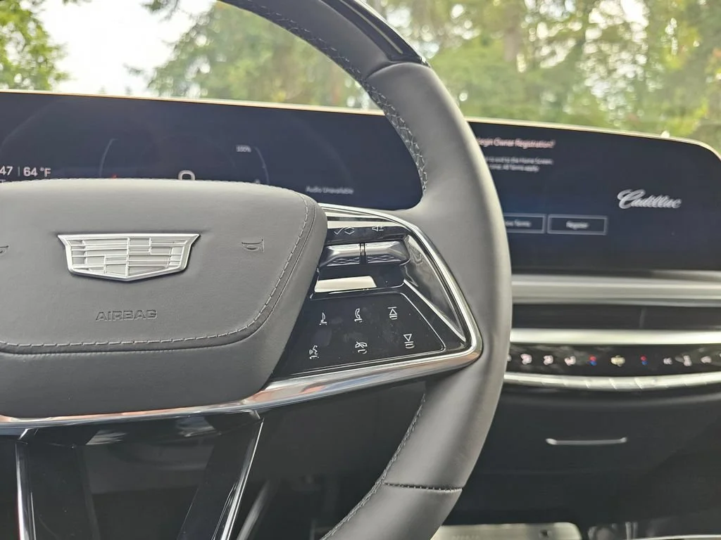 New 2027 Vibrant White Tricoat Cadillac Signature Sport image 36