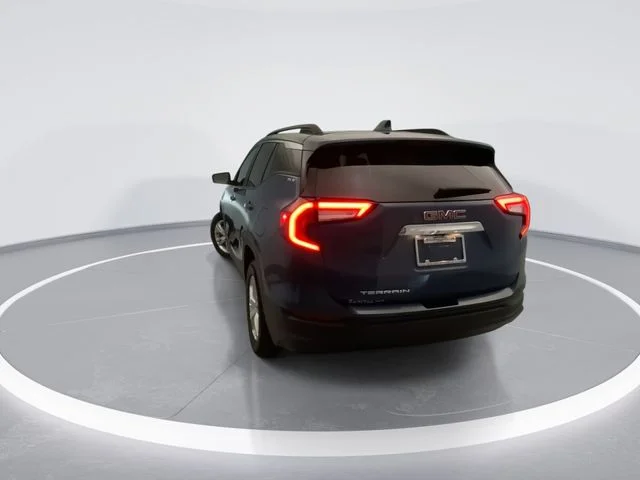 Used 2024 Blue GMC SLE image 4