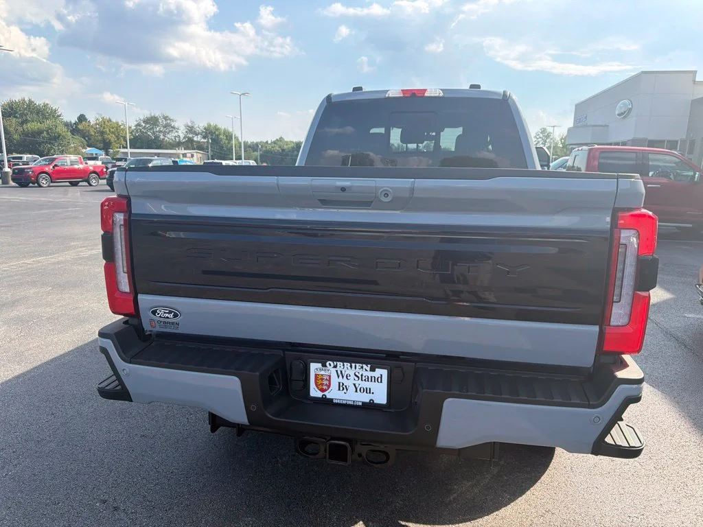 New 2027 Glacier Gray Metallic Tri-Coat Ford F-350® Platinum® image 4