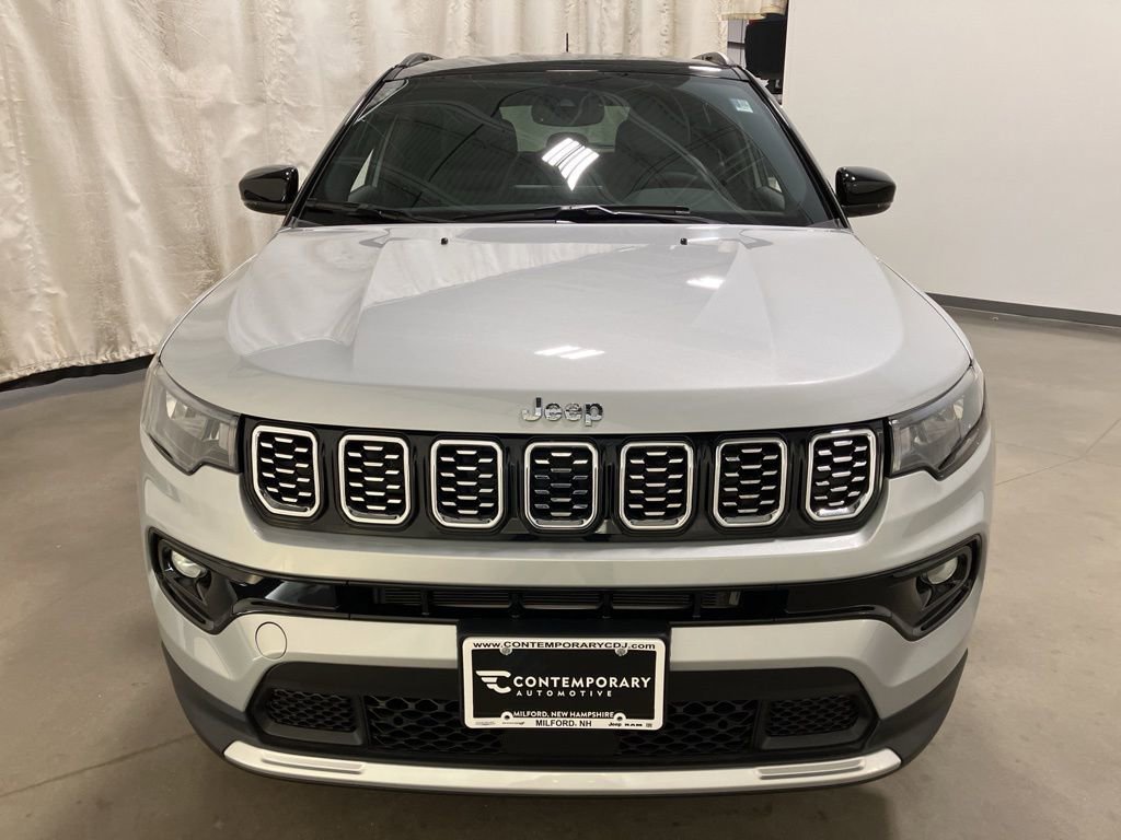 New 2026 Silver Zynith Metallic Clearcoat Jeep Limited image 11