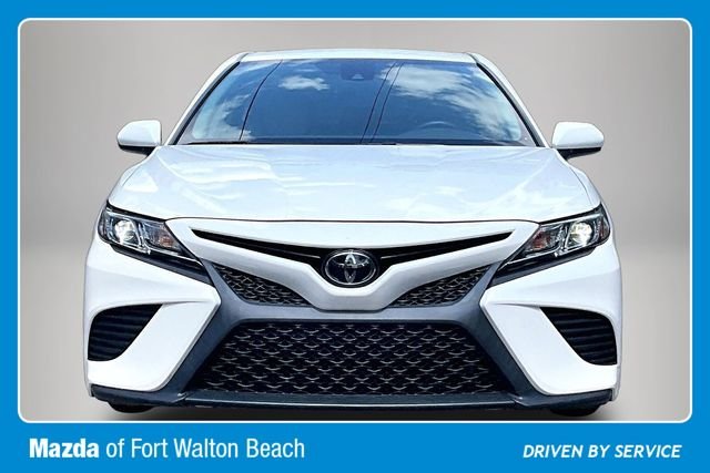 Used 2019 White Toyota SE image 3
