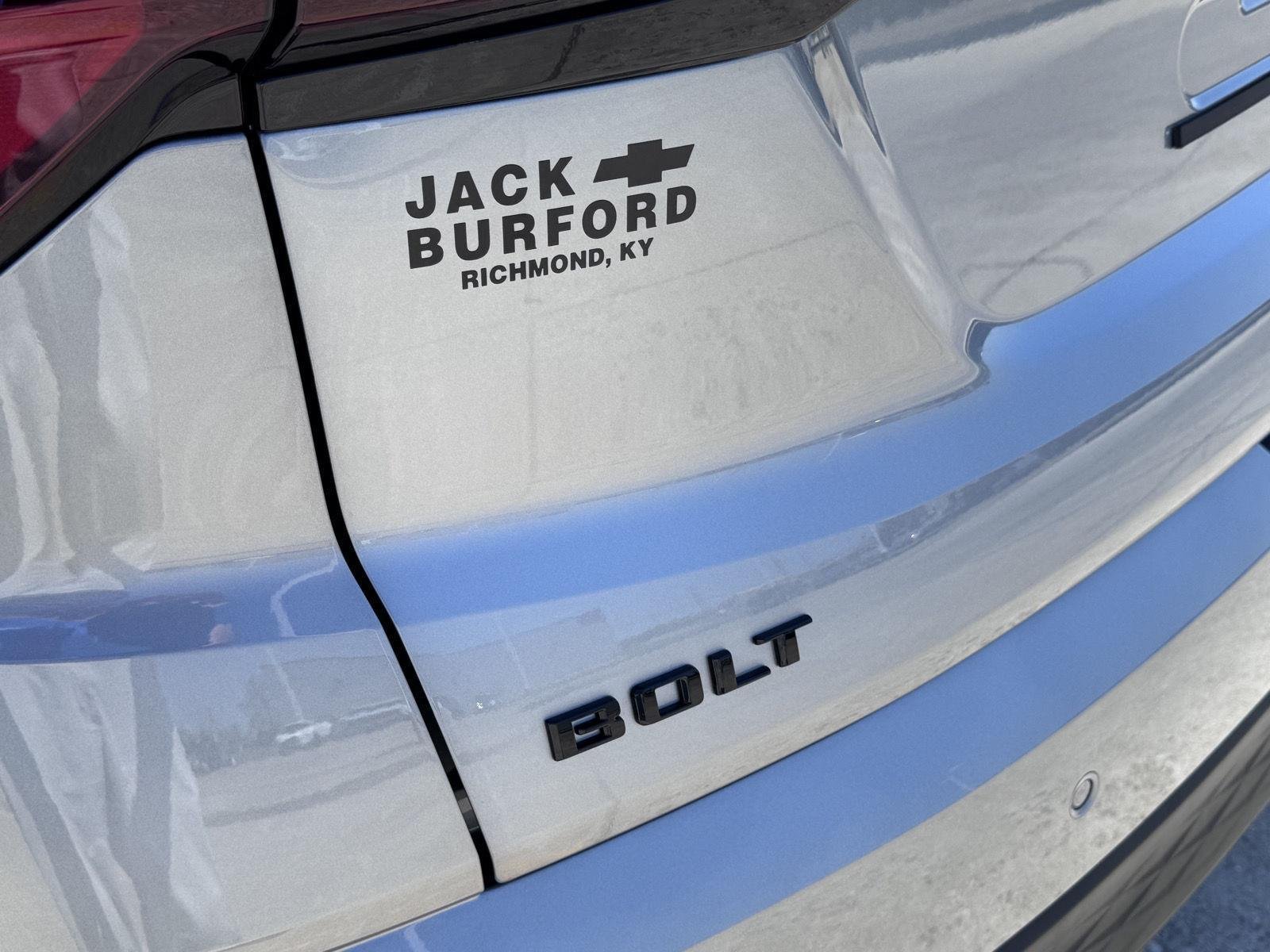2027 Chevrolet Bolt LT - Photo 34