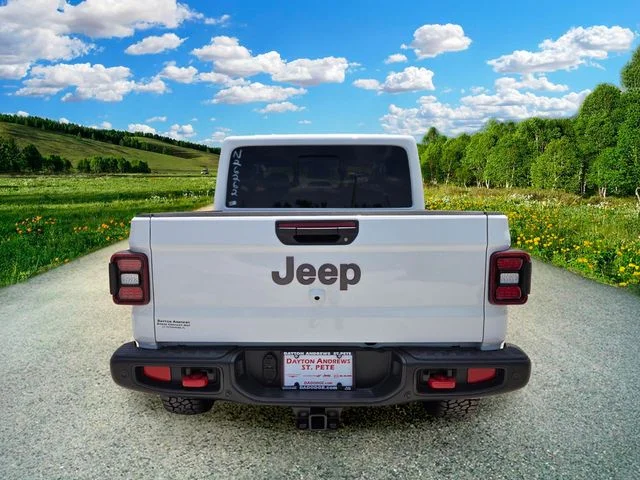 New 2026 Bright White Clear-Coat Exterior Paint Jeep Rubicon X image 5