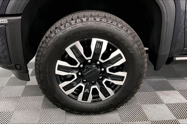 2024 GMC Sierra 3500HD Denali Ultimate - Photo 10