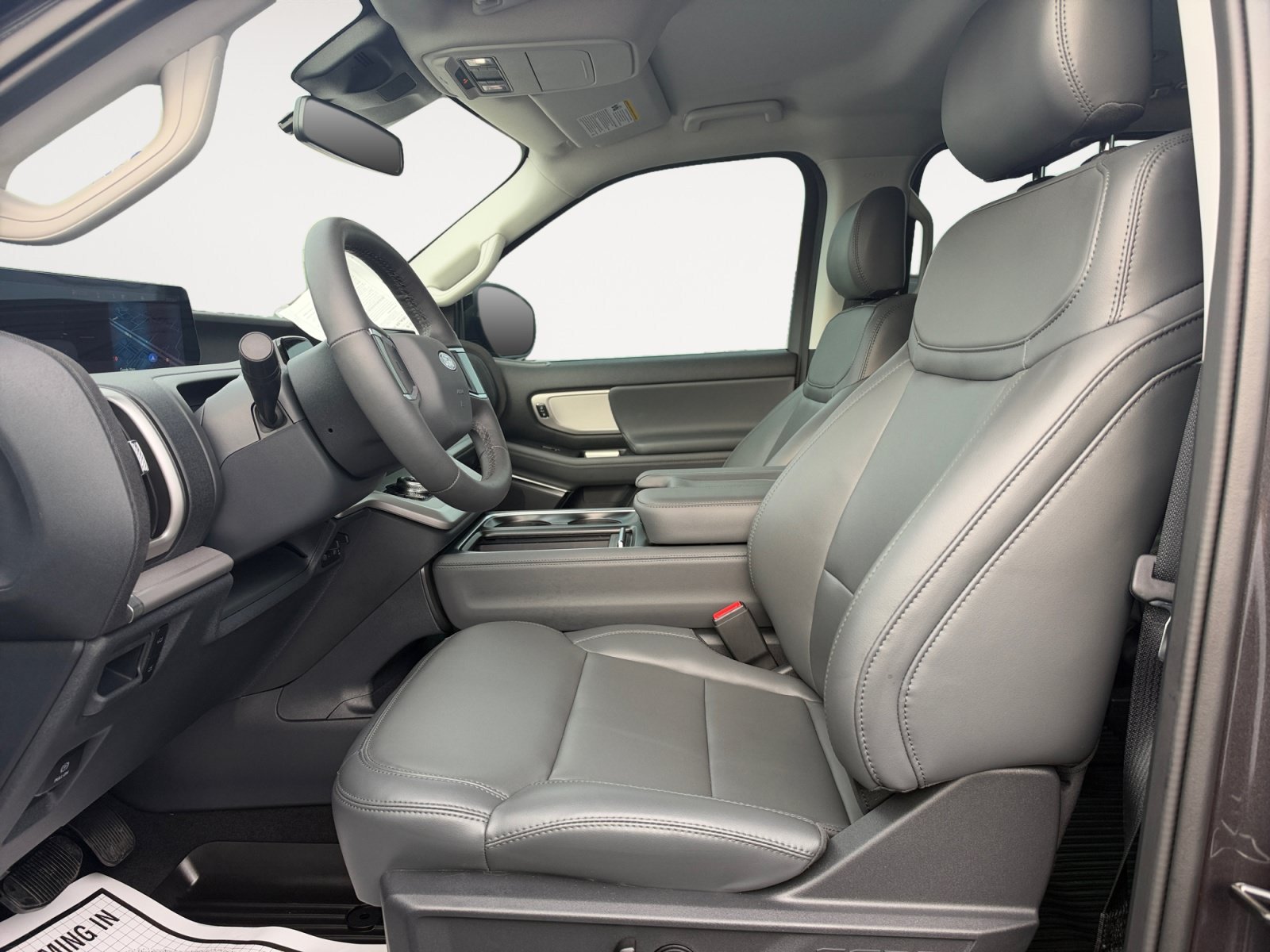 Used 2027 Gray Metallic Ford Active image 16