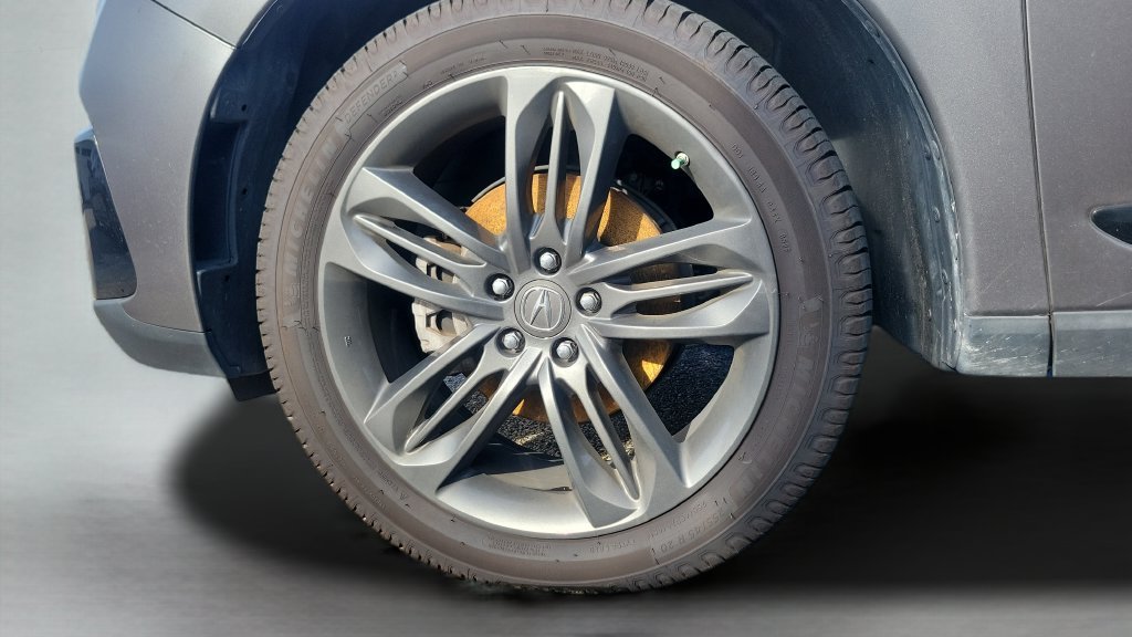 Used 2019  Acura A-Spec Package image 4