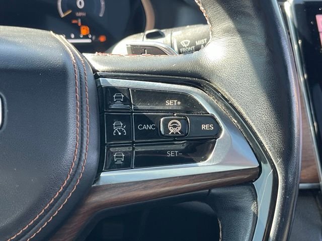 Used 2021 Black Jeep Summit image 26