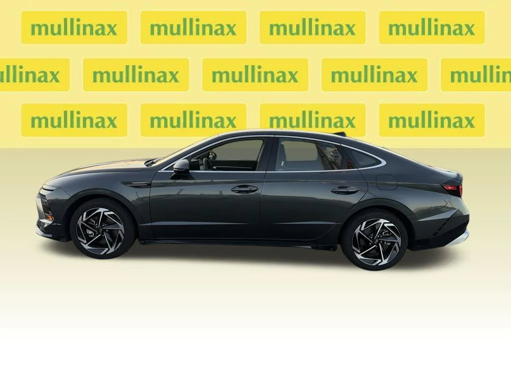 Used 2026 Gray Hyundai SEL Sport image 6