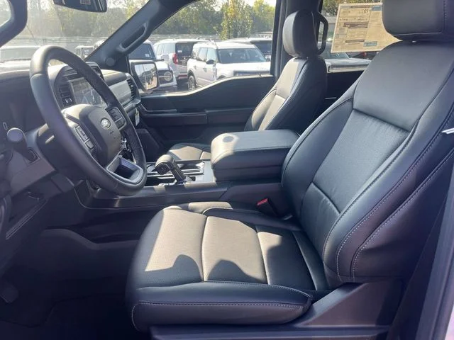 New 2026 Oxford White Ford Lariat image 14