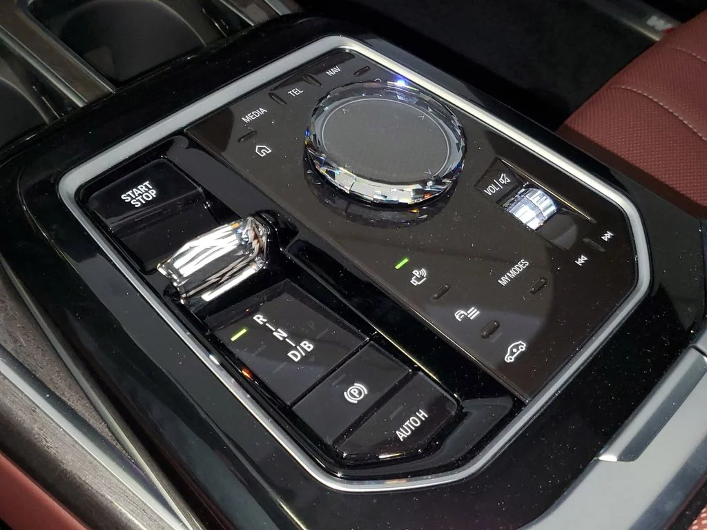 New 2026 Alpine White BMW eDrive50 image 24