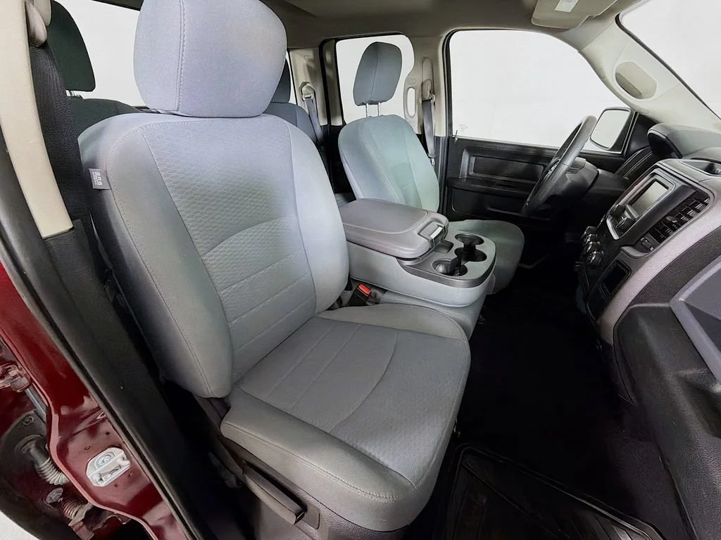 Used 2019 Maroon Ram Express image 23
