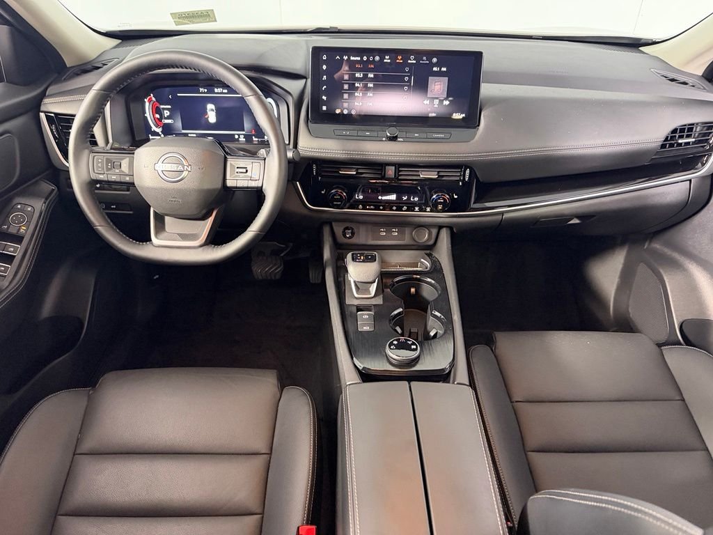 Used 2025 Champagne Silver Metallic Nissan SL image 12