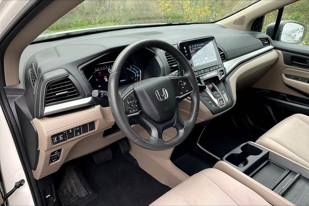 Used 2019  Honda EX image 14