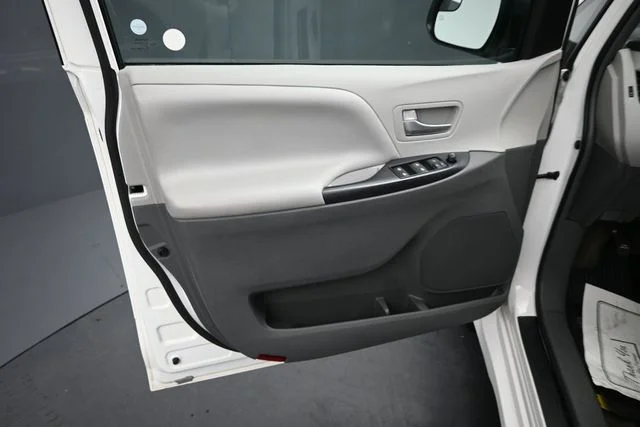 Certified Used 2018 Super White Toyota LE image 19