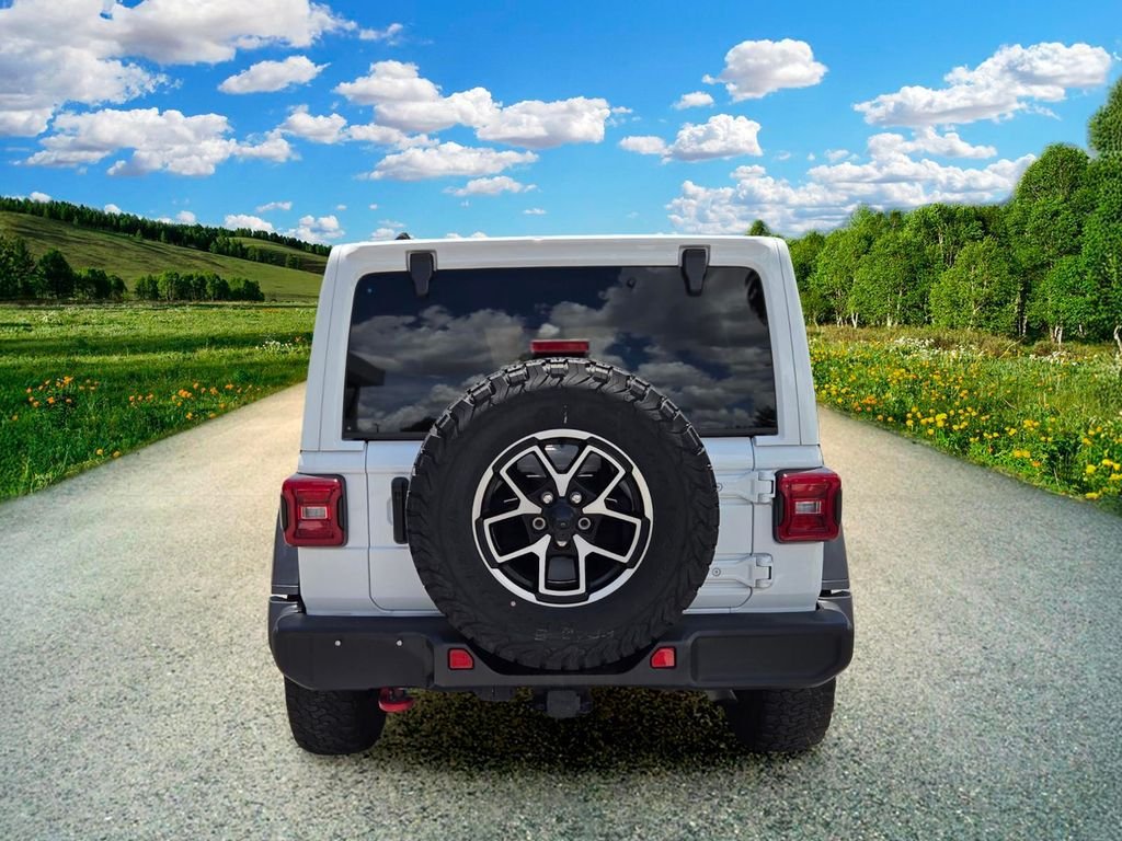 Used 2024 White Jeep Rubicon image 5