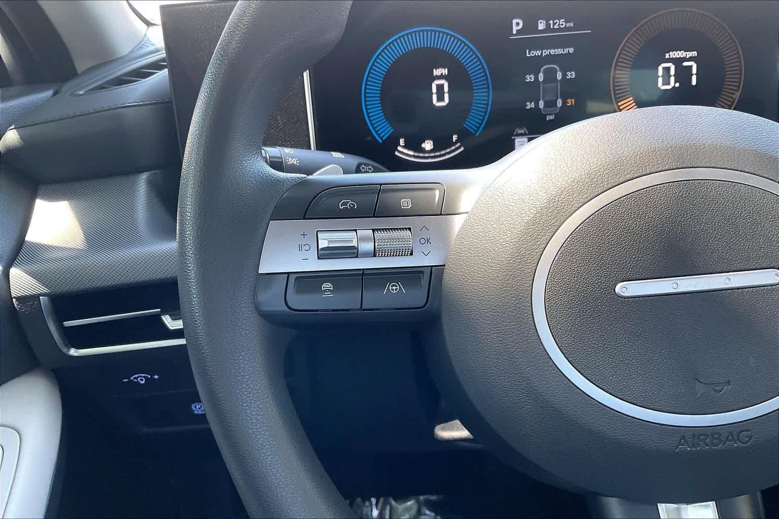2025 Hyundai Sonata SEL - Photo 24