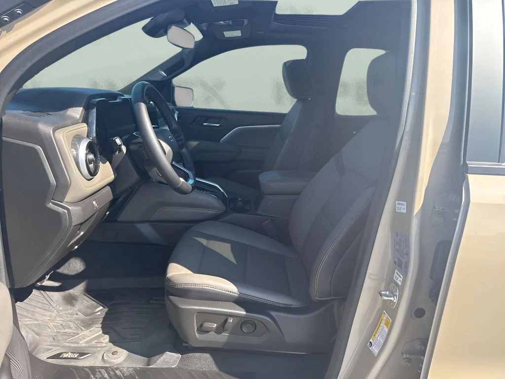 Used 2024 Beige Chevrolet ZR2 image 9