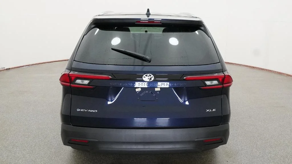 New 2026 Blueprint Toyota Hybrid XLE image 3