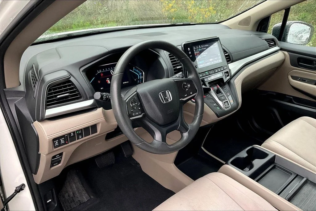 Used 2019  Honda EX image 14