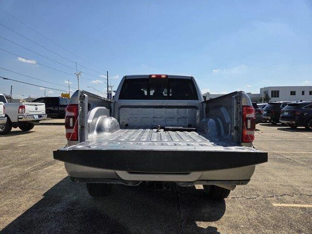 Used 2024 Billet Silver Metallic Clearcoat Ram Laramie image 28