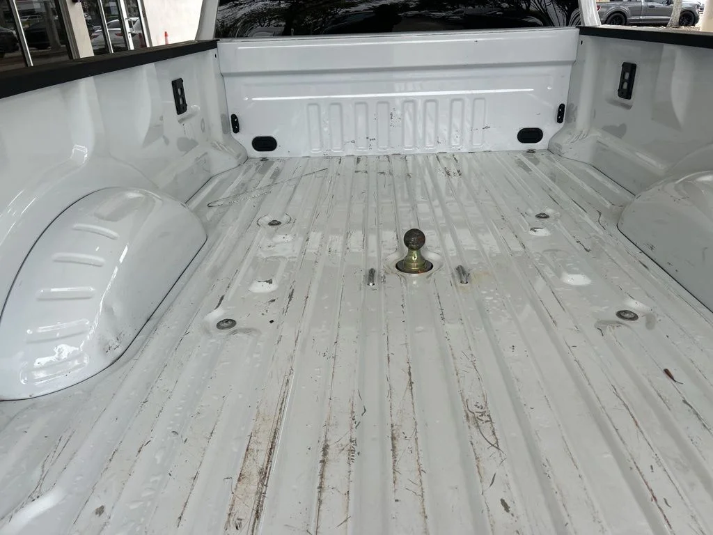 Used 2025 White Ford XL image 36