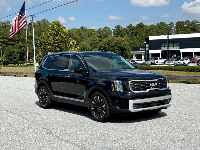 Used 2025 Black Kia SX image 5