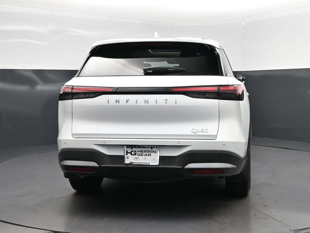 Certified Used 2026 White INFINITI PURE image 6