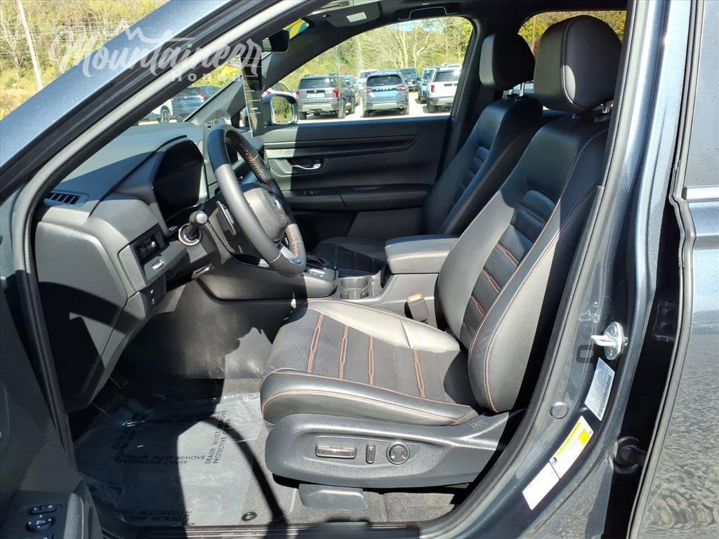 Used 2025 Meteorite Gray Metallic Honda Sport-L image 15