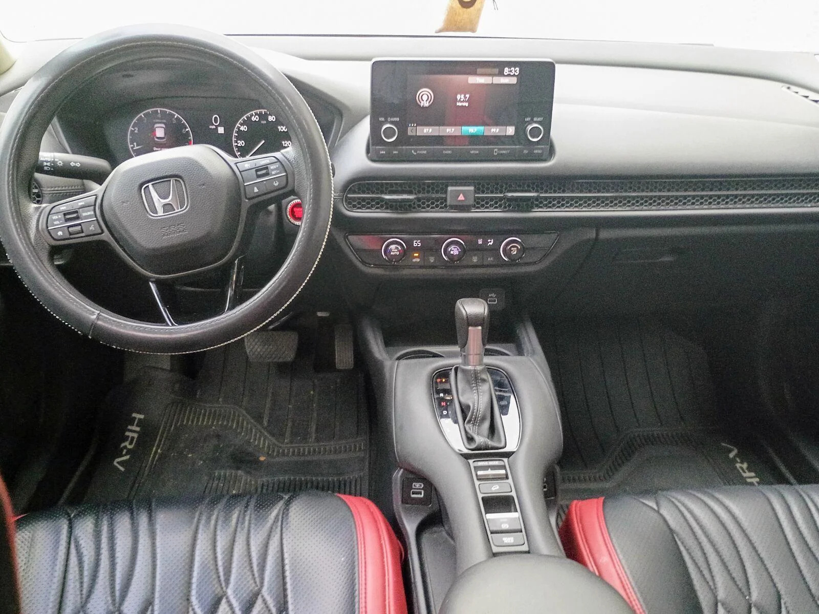 Used 2023 Platinum White Pearl Honda LX image 3