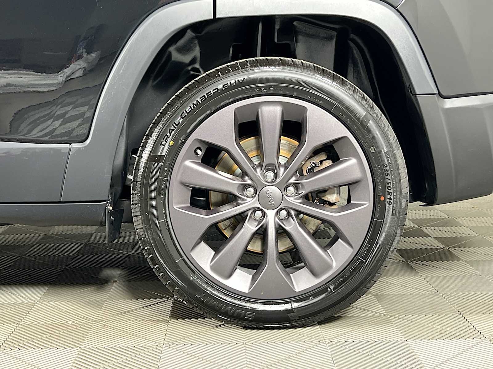 Used 2021 Diamond Black Crystal Pearlcoat Jeep 80th Anniversary image 33