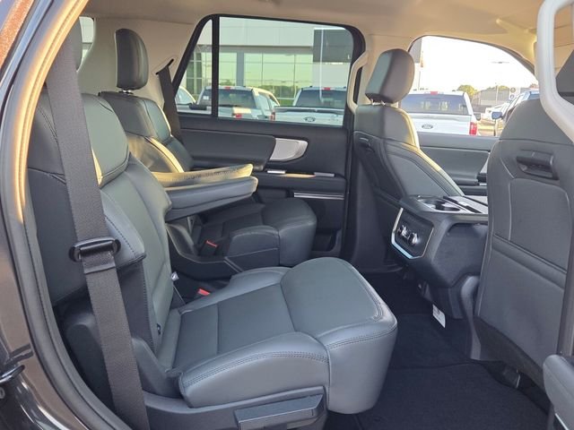 New 2026 Dark Matter Gray Metallic Ford Active image 15