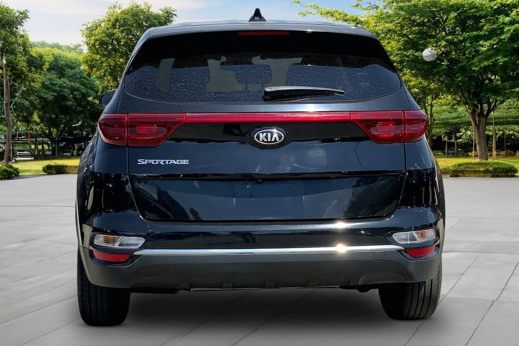 Used 2020 Red Kia LX image 5