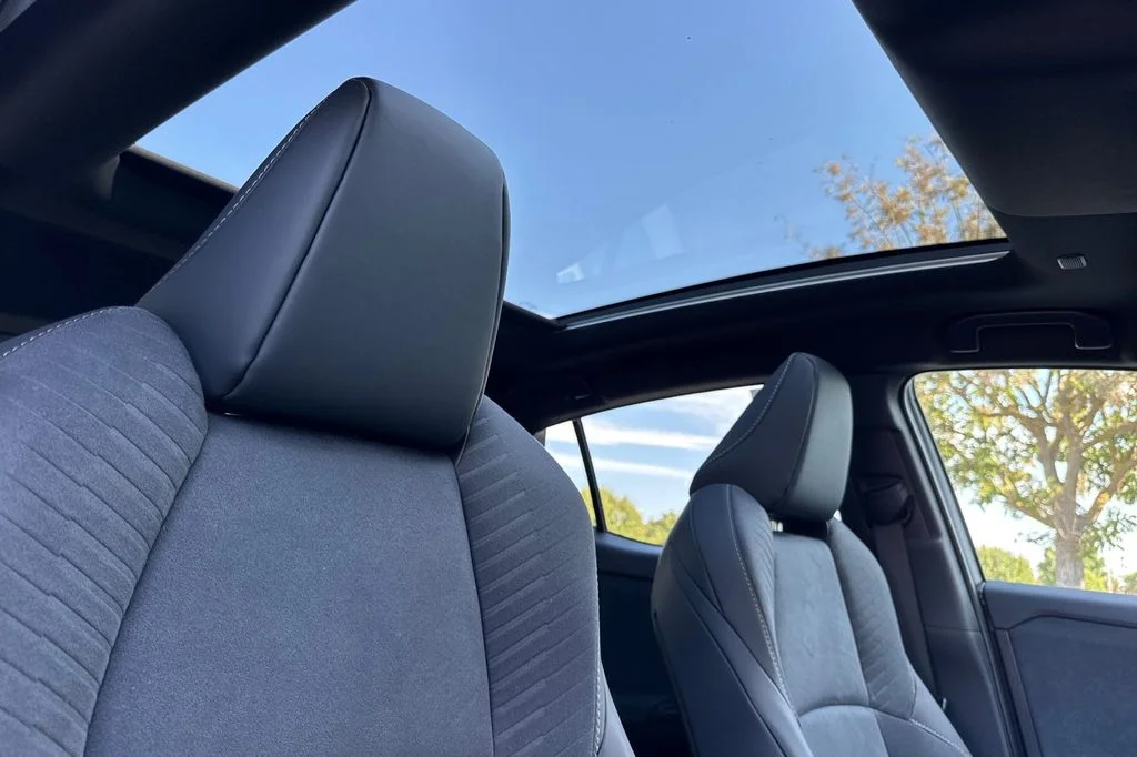 New 2026 Tandoori with Midnight Black Metallic roof <sup>1</sup> Toyota  XSE image 23