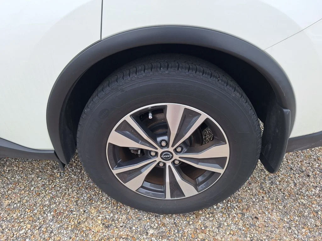 Certified Used 2024 White Nissan SV image 25