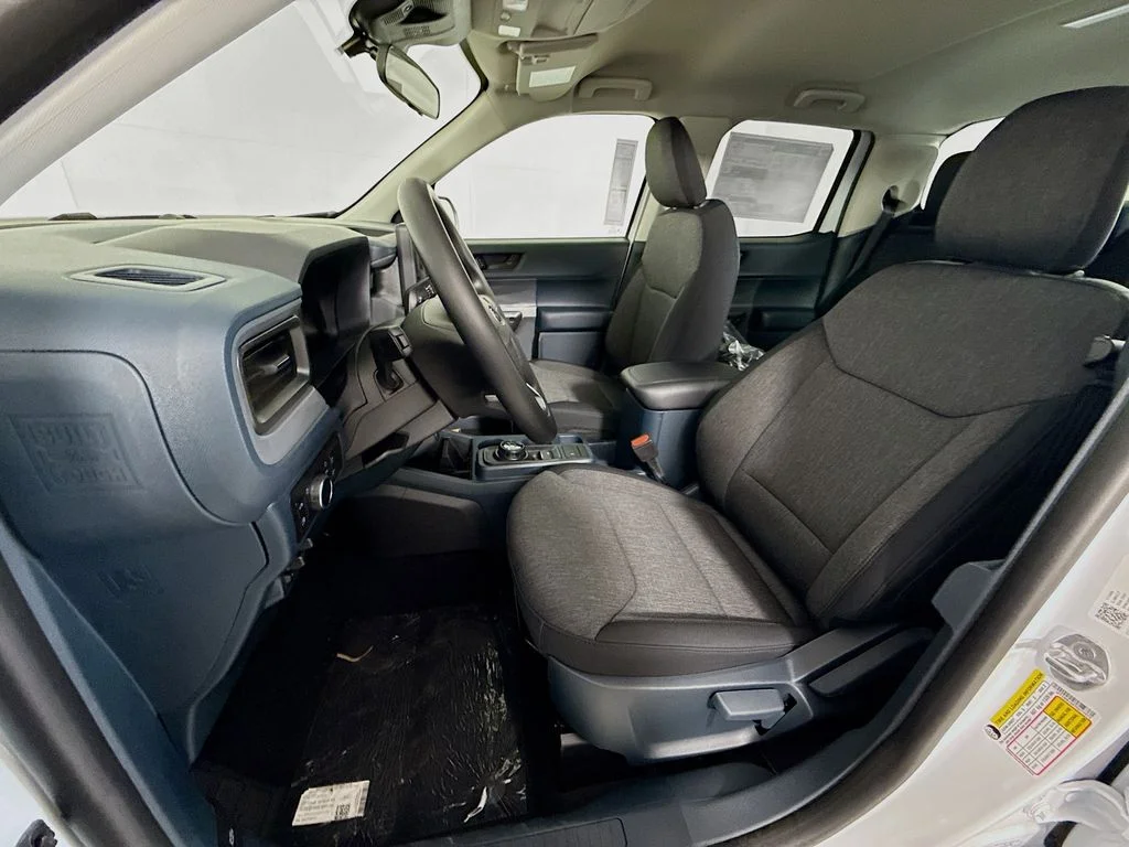 New 2026 Oxford White Ford XLT image 19