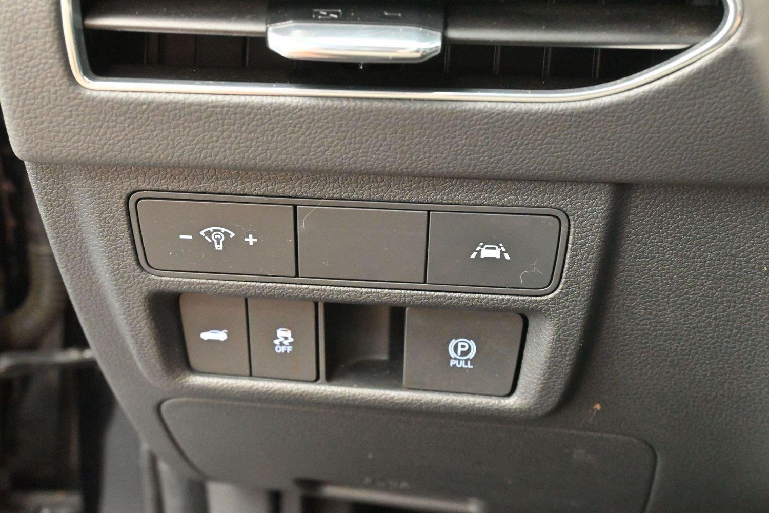 Used 2022 Phantom Black Hyundai SEL Plus image 20