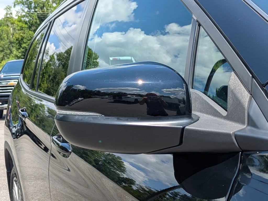 Used 2022  Honda Sport image 12