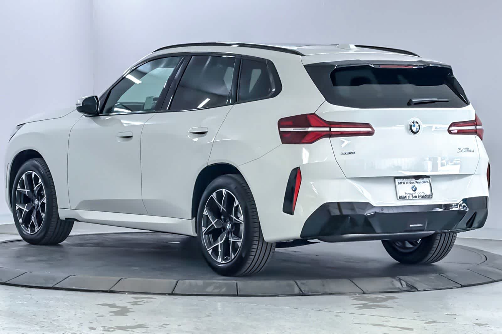 2026 BMW X3 30 - Photo 6