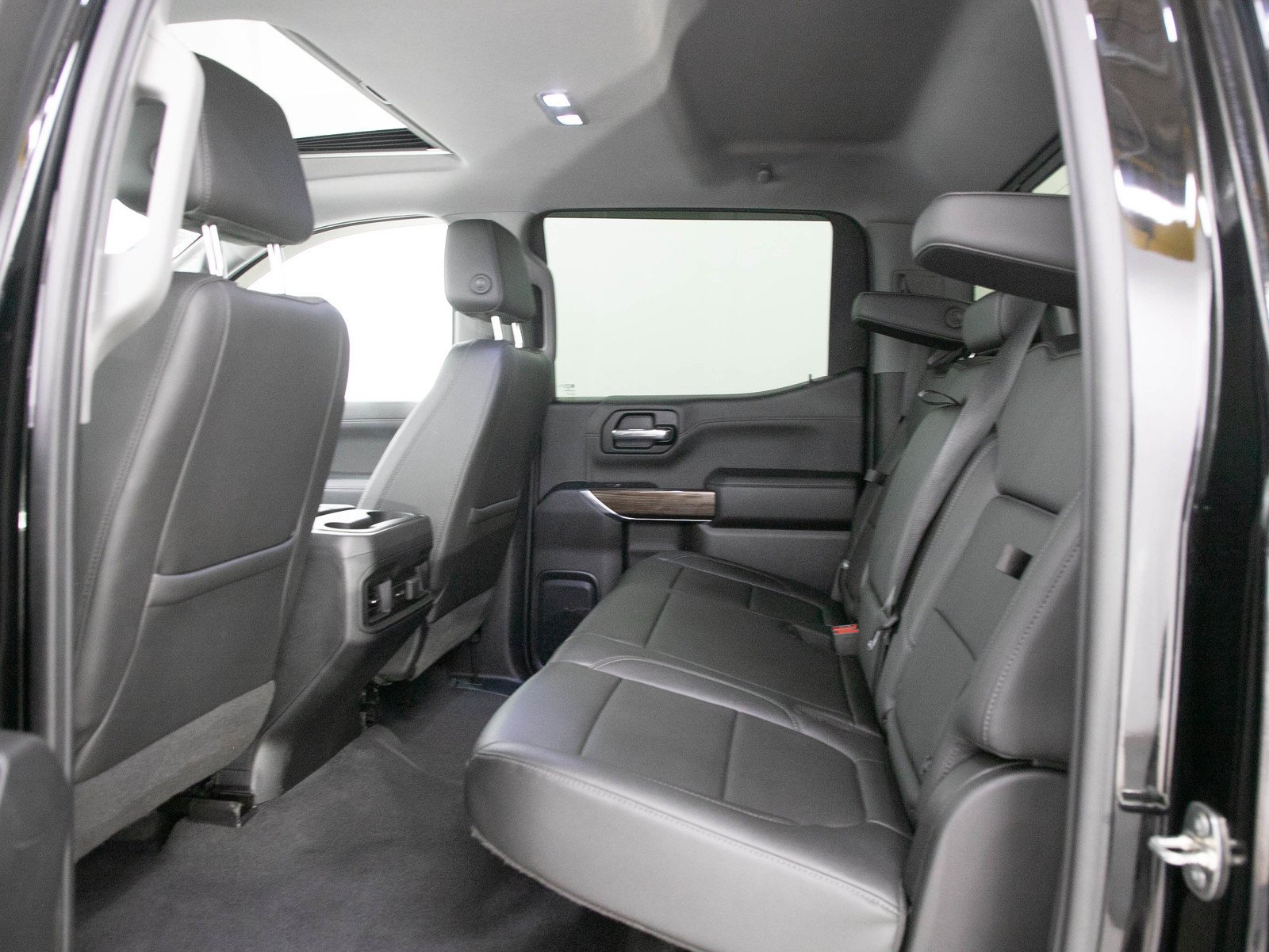 Used 2019 Black Chevrolet RST image 15